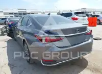 2020 Lexus ES300 photo