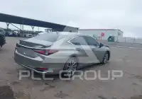 2020 Lexus ES300 фото