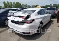 2020 Lexus ES300 photo