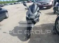 2020 Yamaha YZFR3 photo