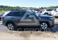 2020 Toyota RAV4 фото