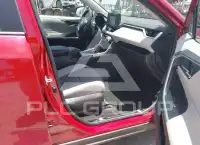 2020 Toyota RAV4 фото