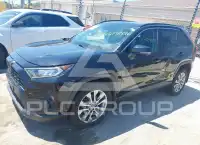 2020 Toyota RAV4 фото