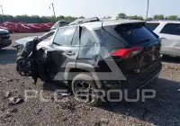 2020 Toyota RAV4 фото