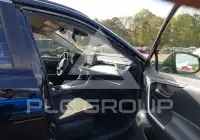 2020 Toyota RAV4 фото
