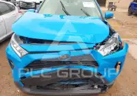 2020 Toyota RAV4 фото