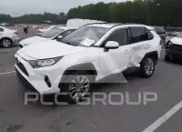 2020 Toyota RAV4 фото