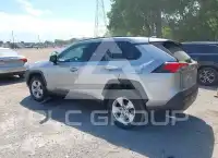 2020 Toyota RAV4 фото