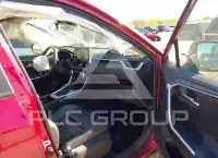 2020 Toyota RAV4 фото