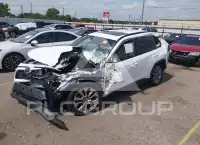 2020 Toyota RAV4 фото