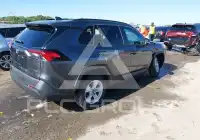2020 Toyota RAV4 фото