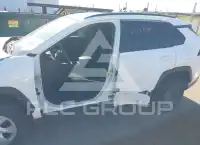 2020 Toyota RAV4 фото