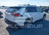 2020 Toyota RAV4 фото
