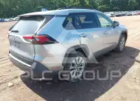 2020 Toyota RAV4 фото
