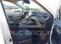 2020 Toyota RAV4 photo