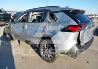 2020 Toyota RAV4 фото