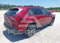 2020 Toyota RAV4 фото