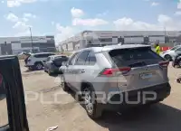 2020 Toyota RAV4 photo