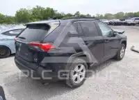 2020 Toyota RAV4 фото