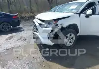 2020 Toyota RAV4 фото