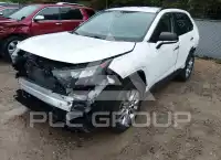 2020 Toyota RAV4 фото