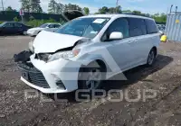 2020 Toyota SIENNA фото