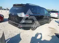 2020 Toyota SIENNA фото