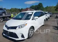 2020 Toyota SIENNA фото