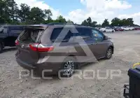 2020 Toyota SIENNA photo