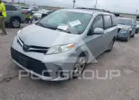 2020 Toyota SIENNA photo