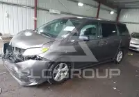 2020 Toyota SIENNA photo