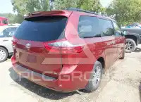 2020 Toyota SIENNA фото