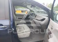 2020 Toyota SIENNA photo