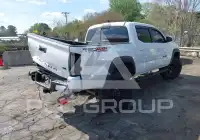 2020 Toyota TACOMA photo