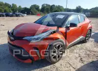 2020 Toyota C-HR photo