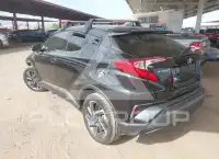 2020 Toyota C-HR photo