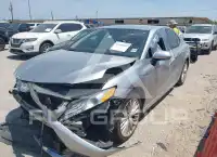 2020 Toyota CAMRY фото