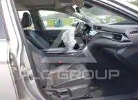 2020 Toyota CAMRY фото