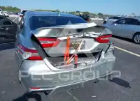 2020 Toyota CAMRY фото