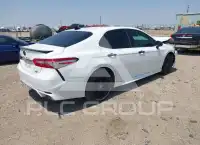 2020 Toyota CAMRY photo