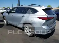2020 Toyota Highlander photo