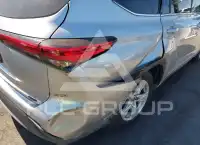 2020 Toyota Highlander photo