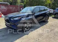 2020 Toyota Highlander photo