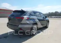 2020 Toyota Highlander photo