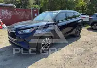 2020 Toyota Highlander photo