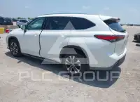 2020 Toyota Highlander photo