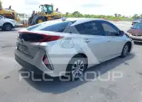 2020 Toyota PRIUS фото