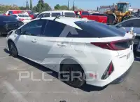 2020 Toyota PRIUS фото