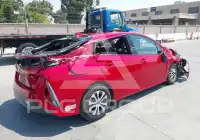 2020 Toyota PRIUS photo