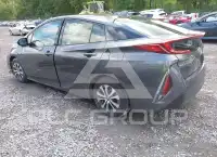 2020 Toyota PRIUS photo